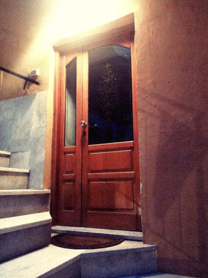 Bed & Breakfast A Capua Adiacente Al Duomo - Il Vicolo Buitenkant foto