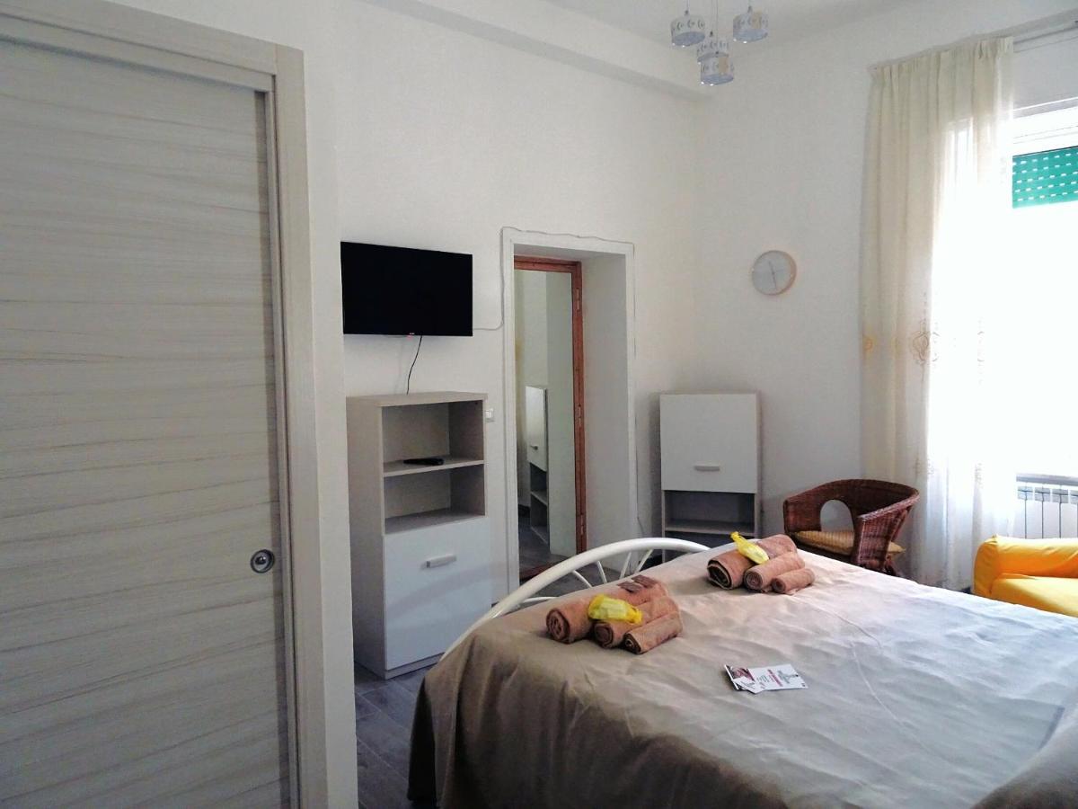 Bed & Breakfast A Capua Adiacente Al Duomo - Il Vicolo Buitenkant foto