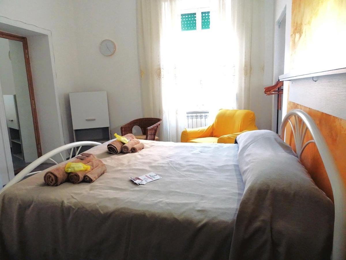 Bed & Breakfast A Capua Adiacente Al Duomo - Il Vicolo Buitenkant foto