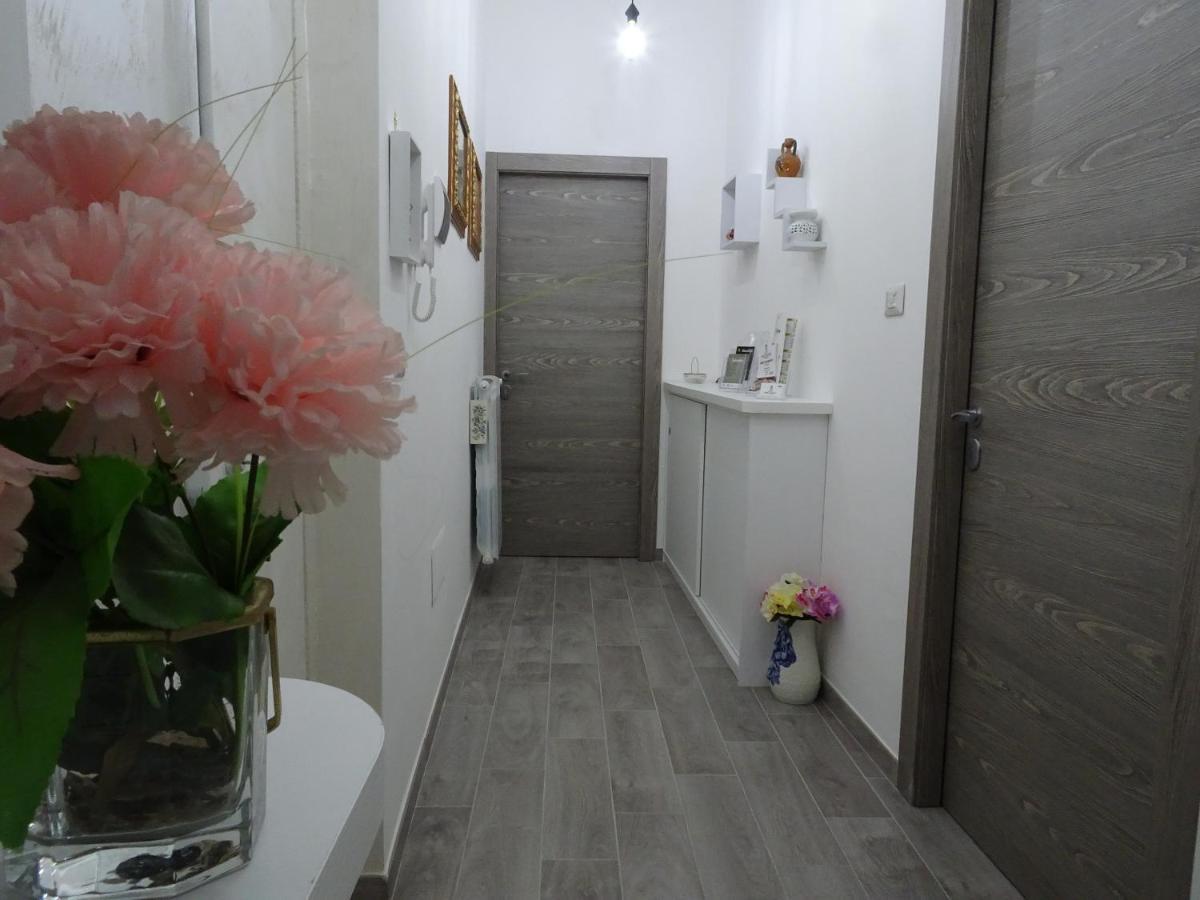 Bed & Breakfast A Capua Adiacente Al Duomo - Il Vicolo Buitenkant foto